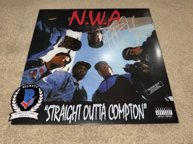 Ice Cube Signed Straight Outta Compton Vinyl NWA Hollywood Legend Beckett