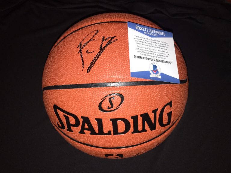 Kristaps Porzingis Signed NBA Basketball New York Knicks Star Beckett Auth