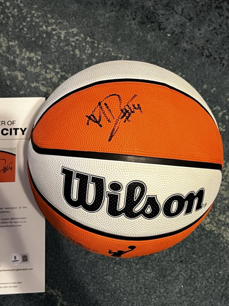 Dominique Malonga Signed Official Wilson WNBA Basketball Storm Star Beckett #2