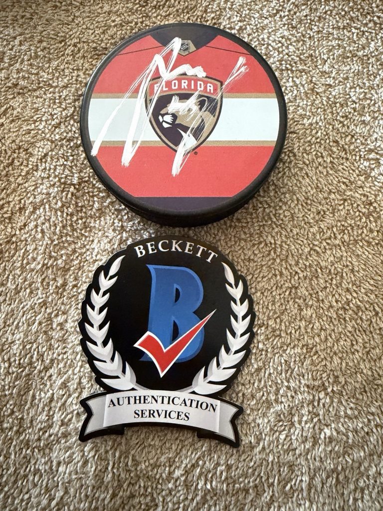 Anton Lundell Signed Official Florida Panthers Hockey Puck Star Beckett