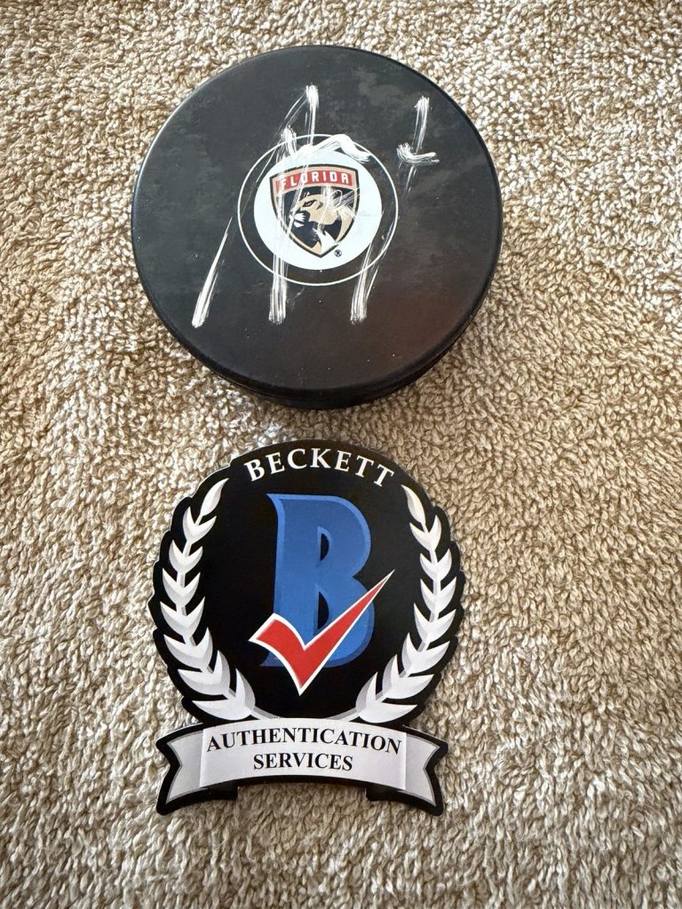 Anton Lundell Signed Official Florida Panthers Hockey Puck Star Beckett #2