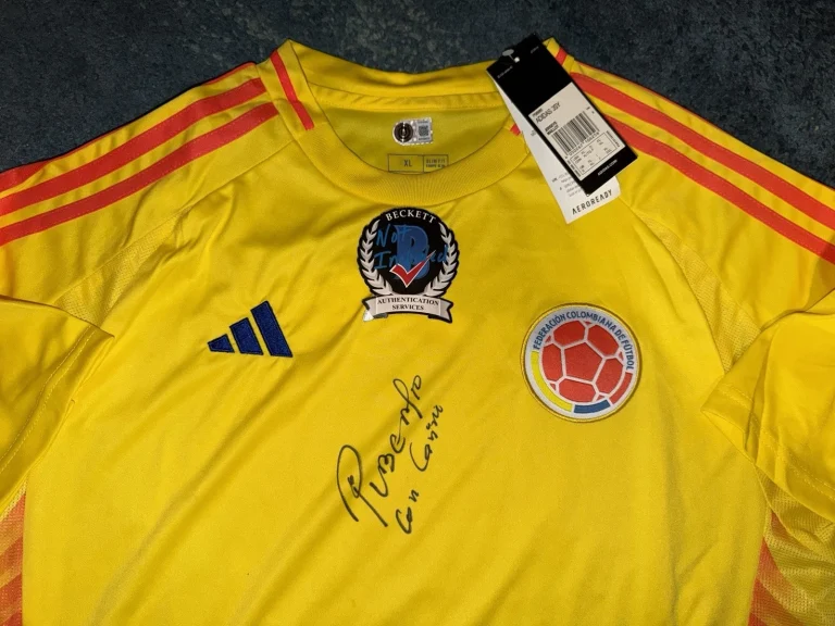 Pibe Carlos Valderrama Signed Columbia Soccer Jersey Legendary Star Beckett #3