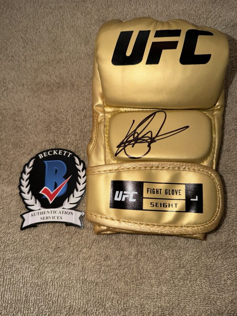 Kelvin Gastelum Signed UFC Glove UFC Future Champ Superstar Legend Beckett