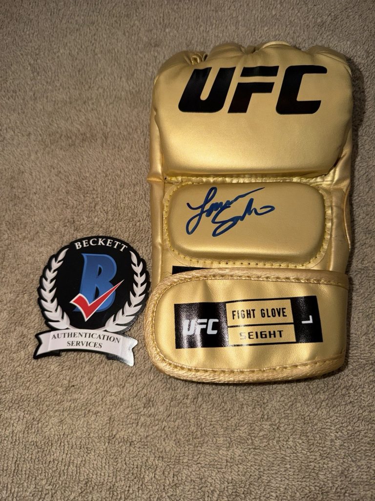 Laura Sanko Signed UFC Glove UFC Reporter Superstar Beauty Beckett