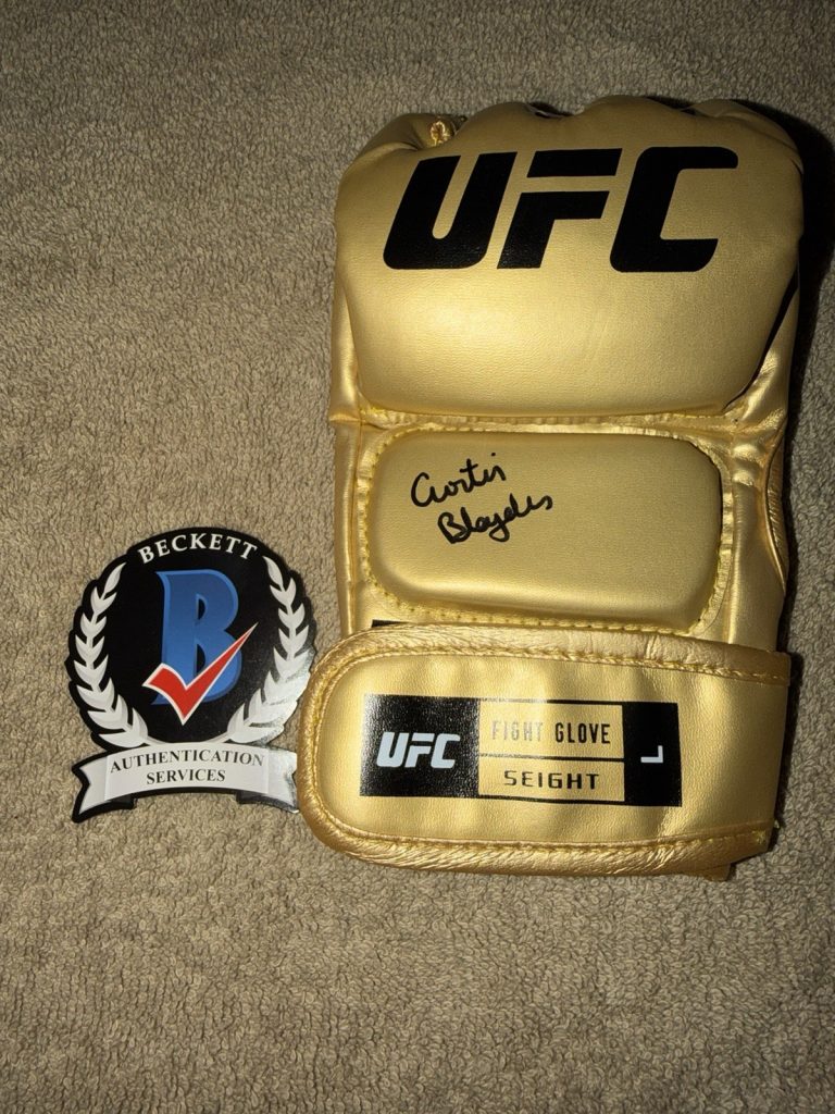 Curtis Blaydes Signed UFC Glove UFC Future Champ Superstar Legend Beckett #3