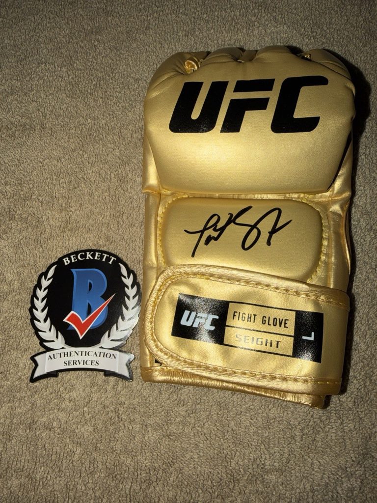Tatiana Suarez Signed UFC Glove UFC Future Champ Superstar Beauty Beckett #4