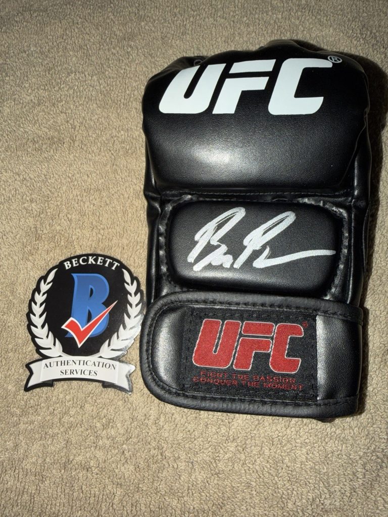 Bruce Buffer Signed UFC Glove UFC Voice Of The Octagon Superstar Beckett #3