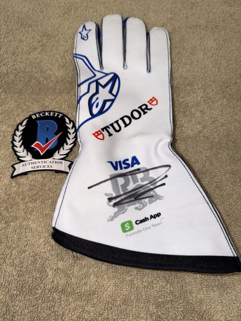 Arvid Lindblad Signed Visa RB Racing Bulls Race Glove Formula 1 Star Beckett #3