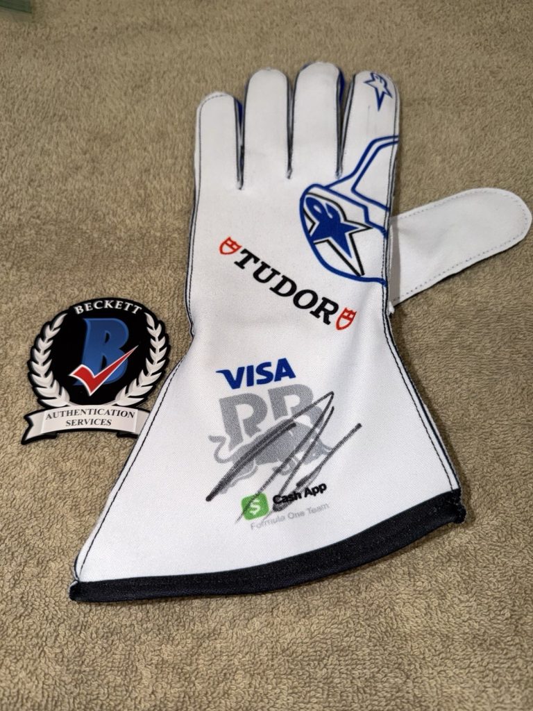 Arvid Lindblad Signed Visa RB Racing Bulls Race Glove Formula 1 Star Beckett #5