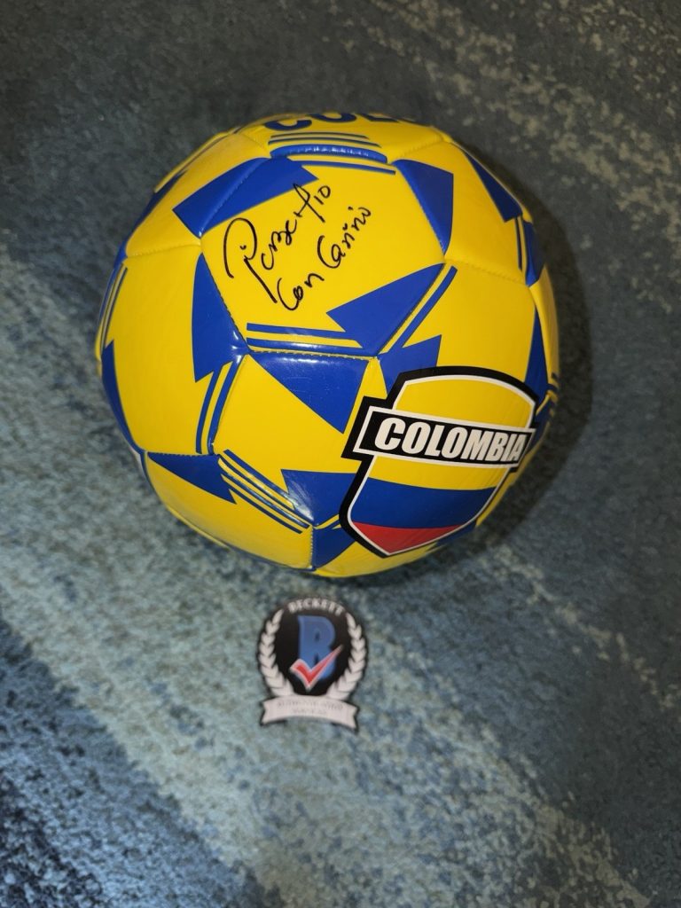 Pibe Carlos Valderrama Signed Official Columbia Soccer Ball Legend Beckett #2