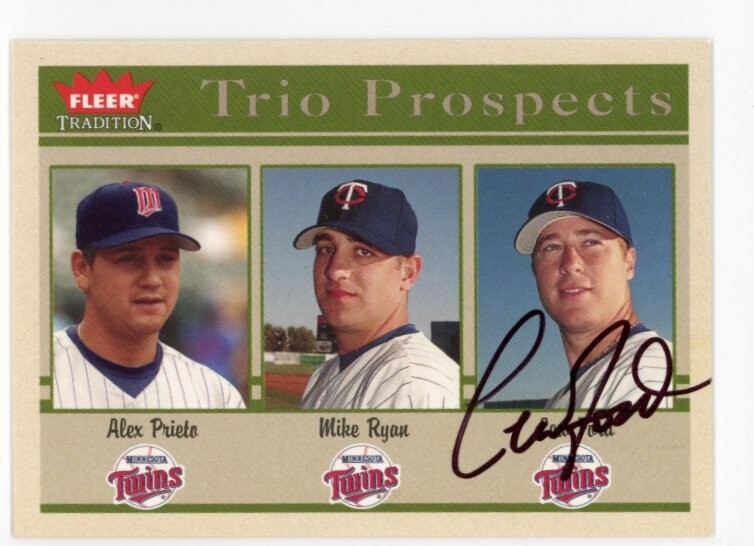 SIGNED BASEBALL CARD AUTO FLEER 2004 TRADITION LEW FORD MINNESOTA TWINS #487