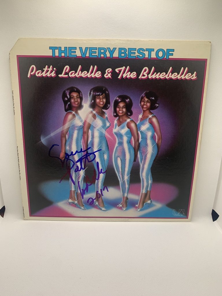 PATTI LABELLE SIGNED VINYL  THE VERY BEST OF PATTI LABELLE & THE BLUEBELLES JSA