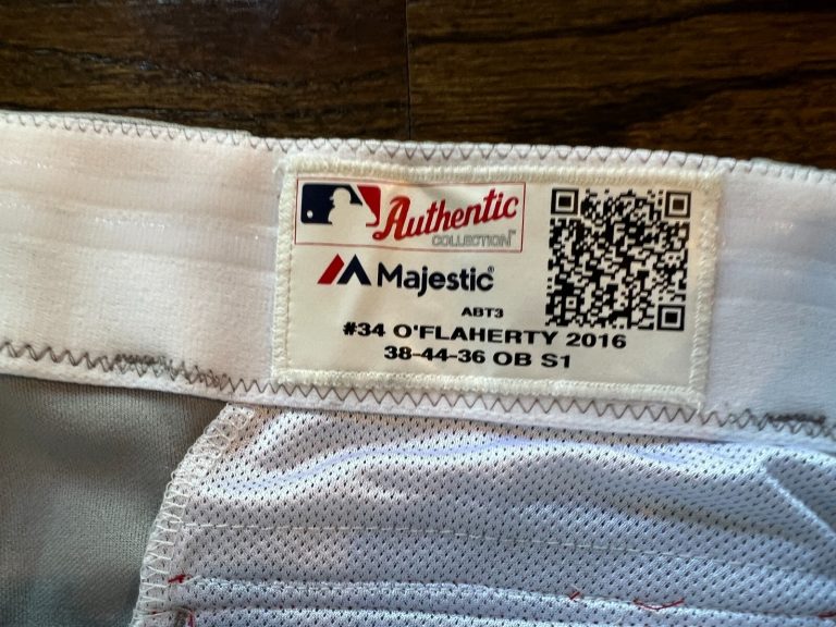 2016 GAME USED ATLANTA BRAVES BASEBALL PANTS NEGRO LEAGUE TBTC ERIC O'FLAHERTY