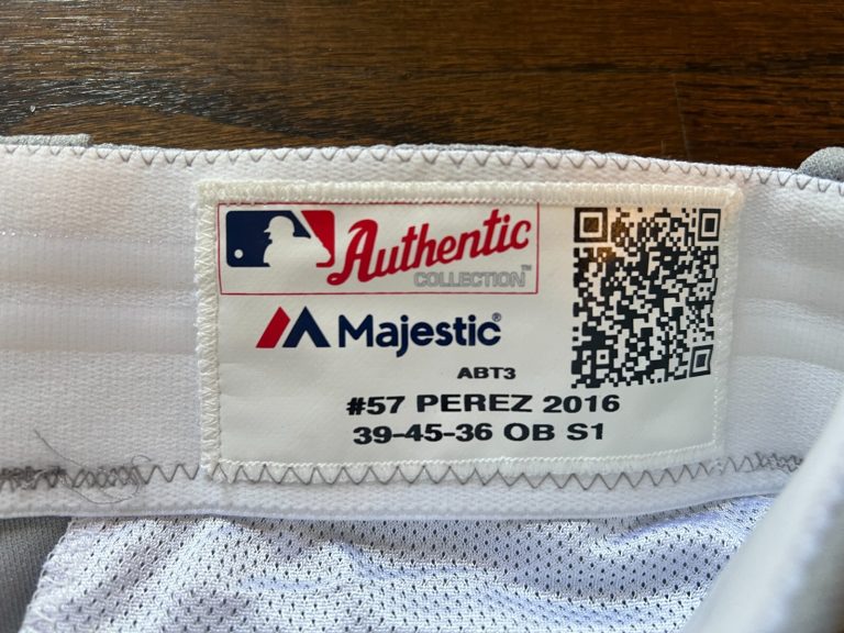 2016 GAME USED ATLANTA BRAVES BASEBALL PANTS NEGRO LEAGUE TBTC WILLIAMS PEREZ