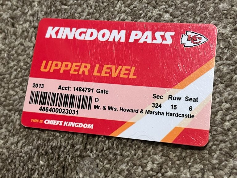 KANSAS CITY CHIEFS SEASON TICKET HOLDER PASS STH 2013 TRAVIS KELCE ROOKIE YEAR