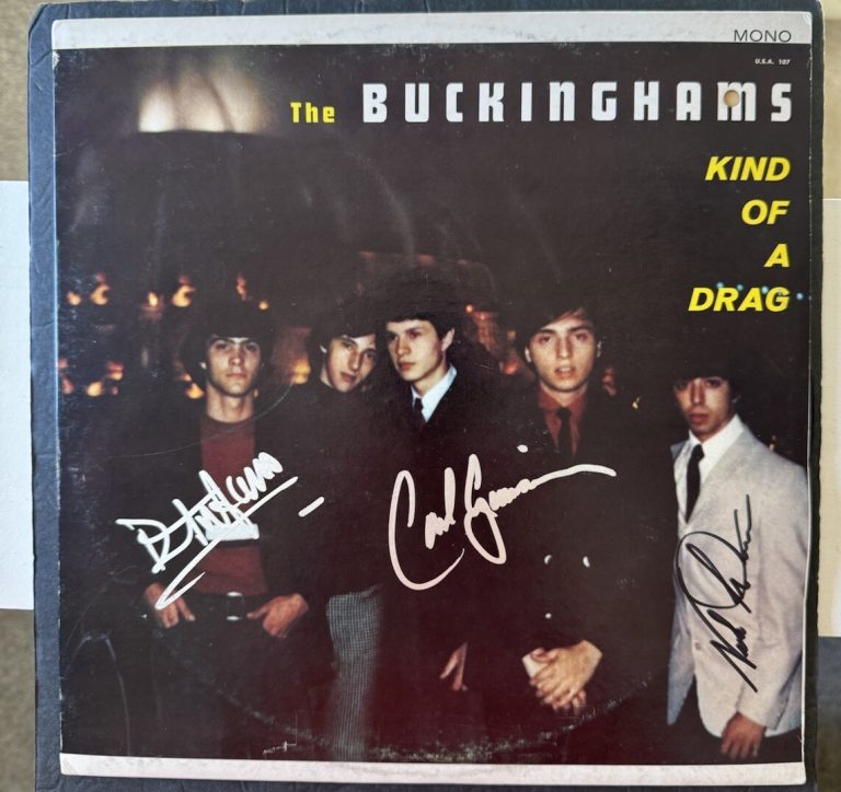 THE BUCKINGHAMS Signed Vinyl Kind Of A Drag JSA x3 DENNIS Nick CARL GIAMMARESE