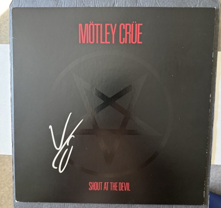 Motley Crue Signed Vinyl Vince Neil Shout At The Devil Autographed PSA/DNA COA