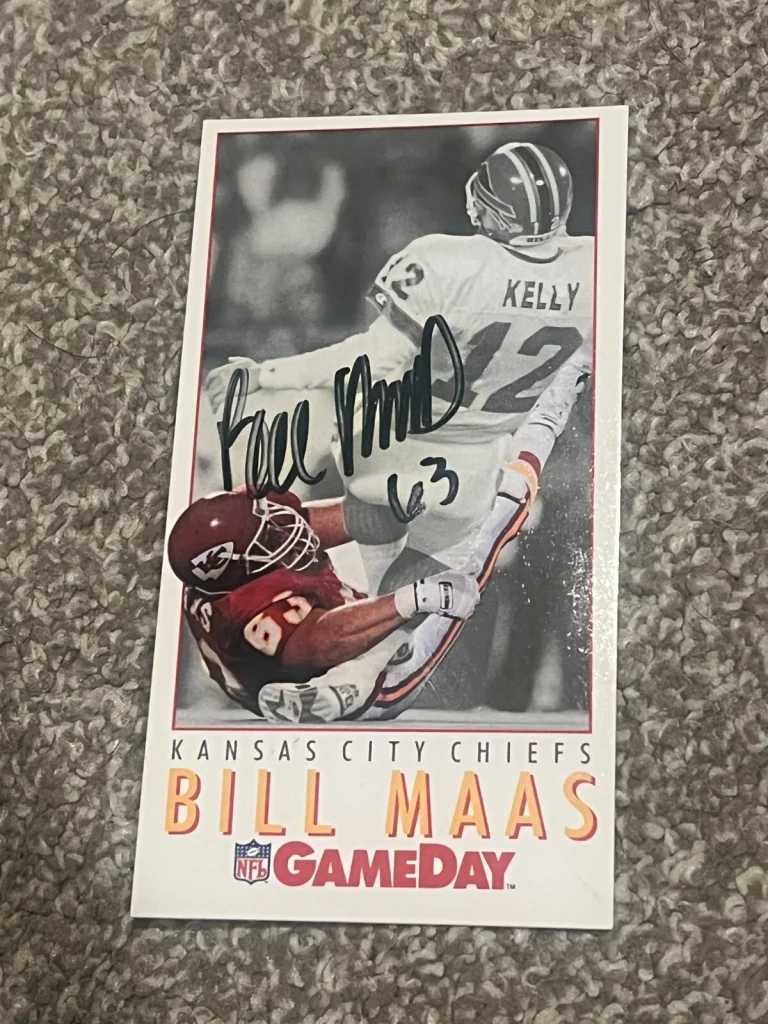 SIGNED FOOTBALL CARD AUTO KANSAS CITY CHIEFS  1992 FLEER GAMEDAY BILL MAAS #271