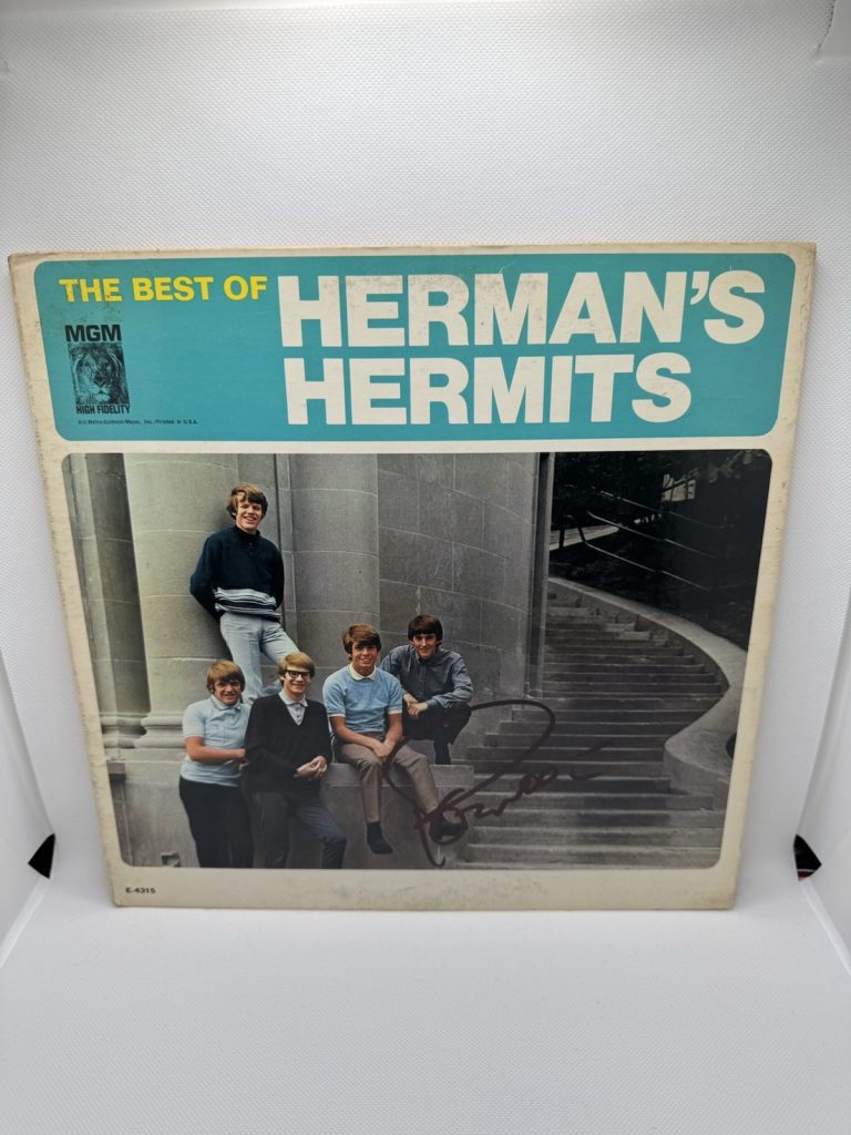 PETER NOONE Signed VINYL Autographed The Best Of Herman's Hermits JSA COA Album