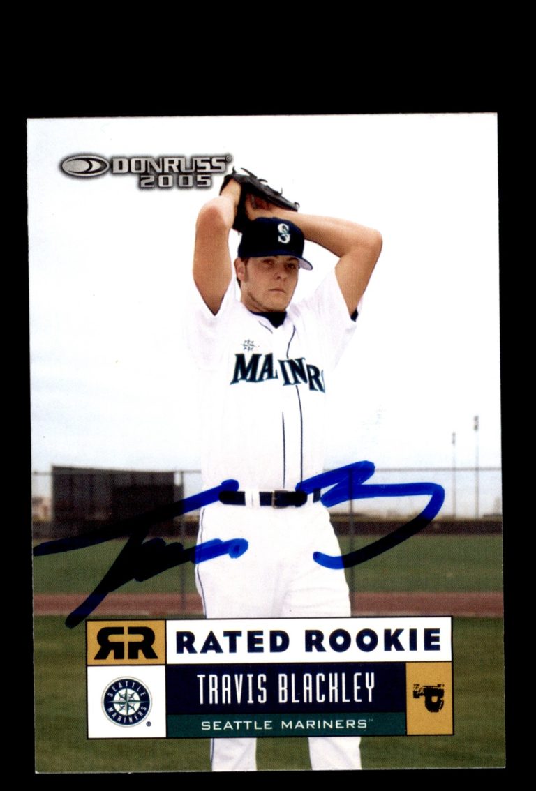 Signed Baseball Card Auto 2005 Donruss #31 Travis Blackley Seattle Mariners