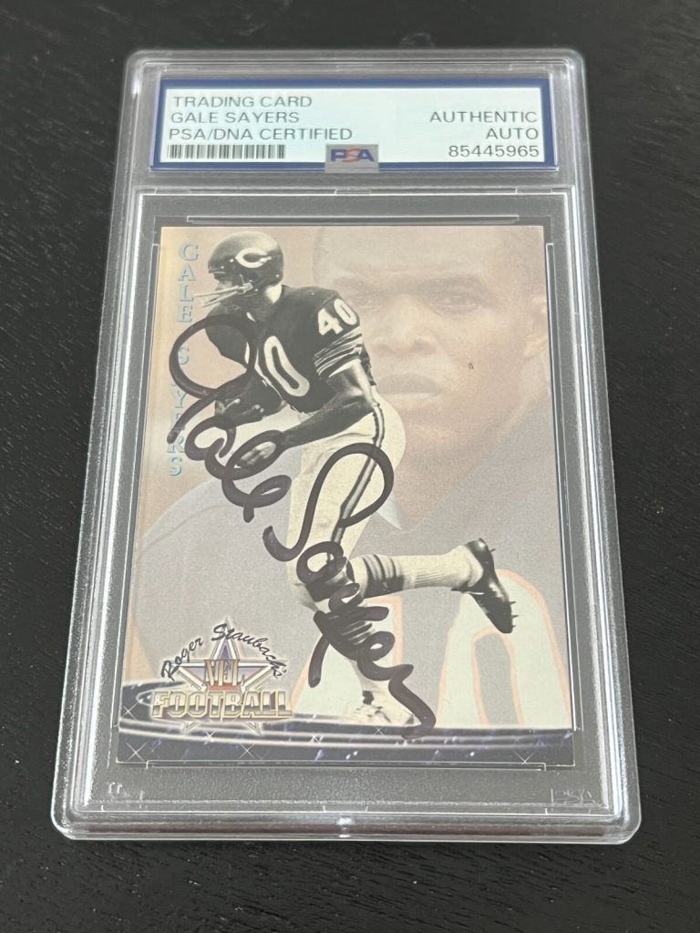 1994 TED WILLIAMS CO. GALE SAYERS SIGNED FOOTBALL CARD AUTO BEARS HOF KU PSA/DNA