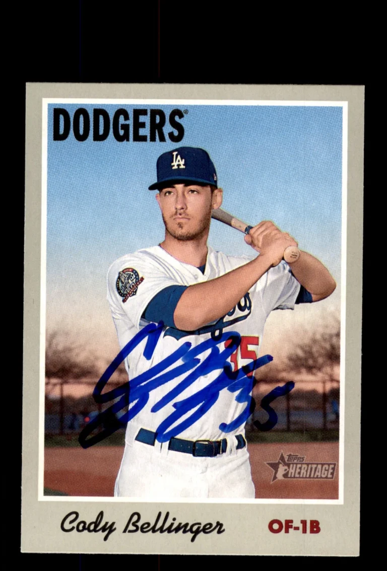 Signed Baseball Card Auto 2019 Topps Heritage #34 Cody Bellinger LA Dodgers