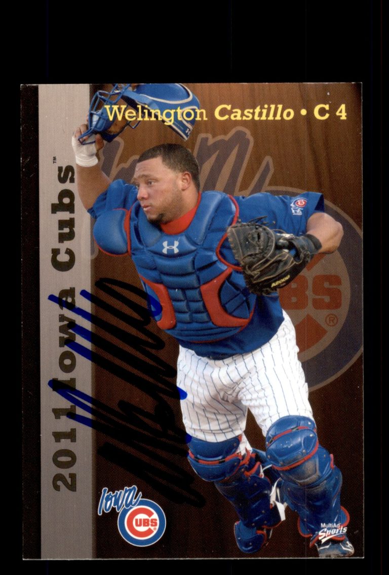Signed Baseball Card Auto 2011 MultiAd Iowa Cubs #11 Welington Castillo