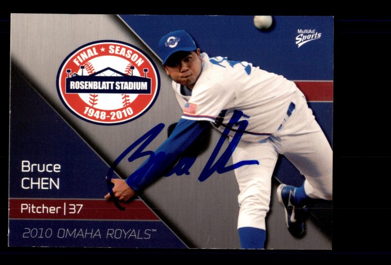 Signed Baseball Card Auto 2010 MultiAd Omaha Royals #6 Bruce Chen