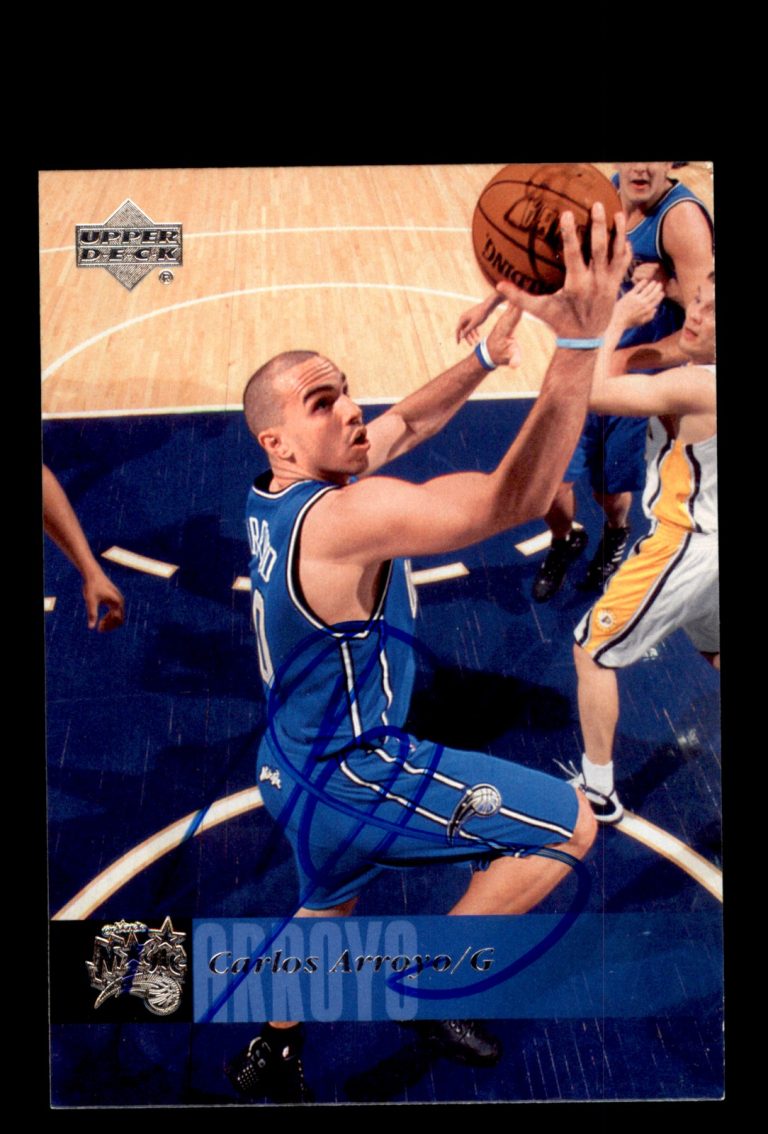 Signed Basketball Card Auto Carlos Arroyo 2006-07 Upper Deck #137 Magic
