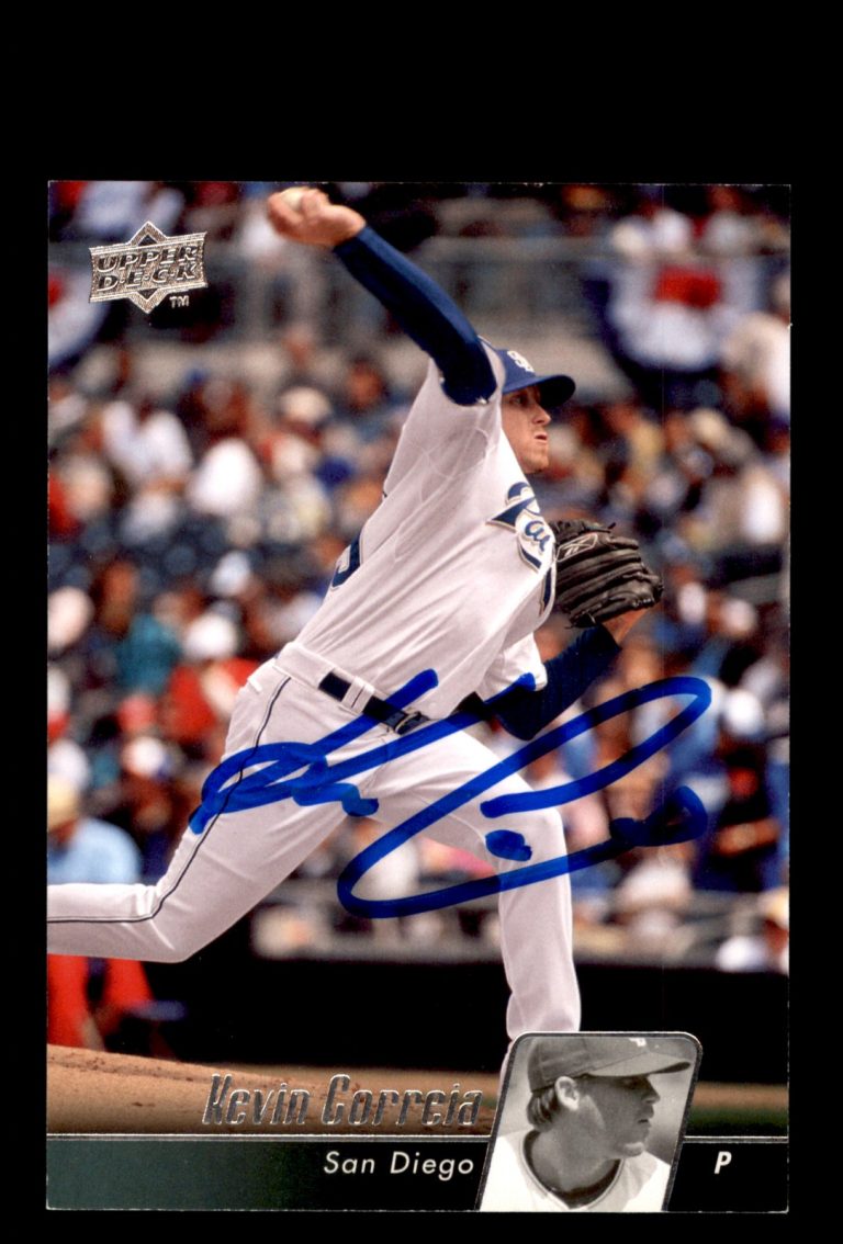 Signed Baseball Card Auto Kevin Correia 2010 Upper Deck #420 San Diego Padres