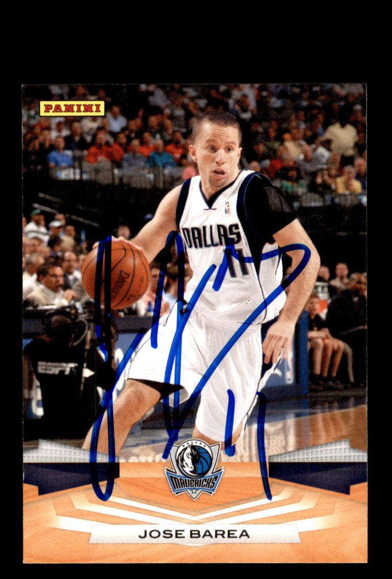Signed Basketball Card Auto Jose Barea 2009-10 Panini #162 Dallas Mavericks