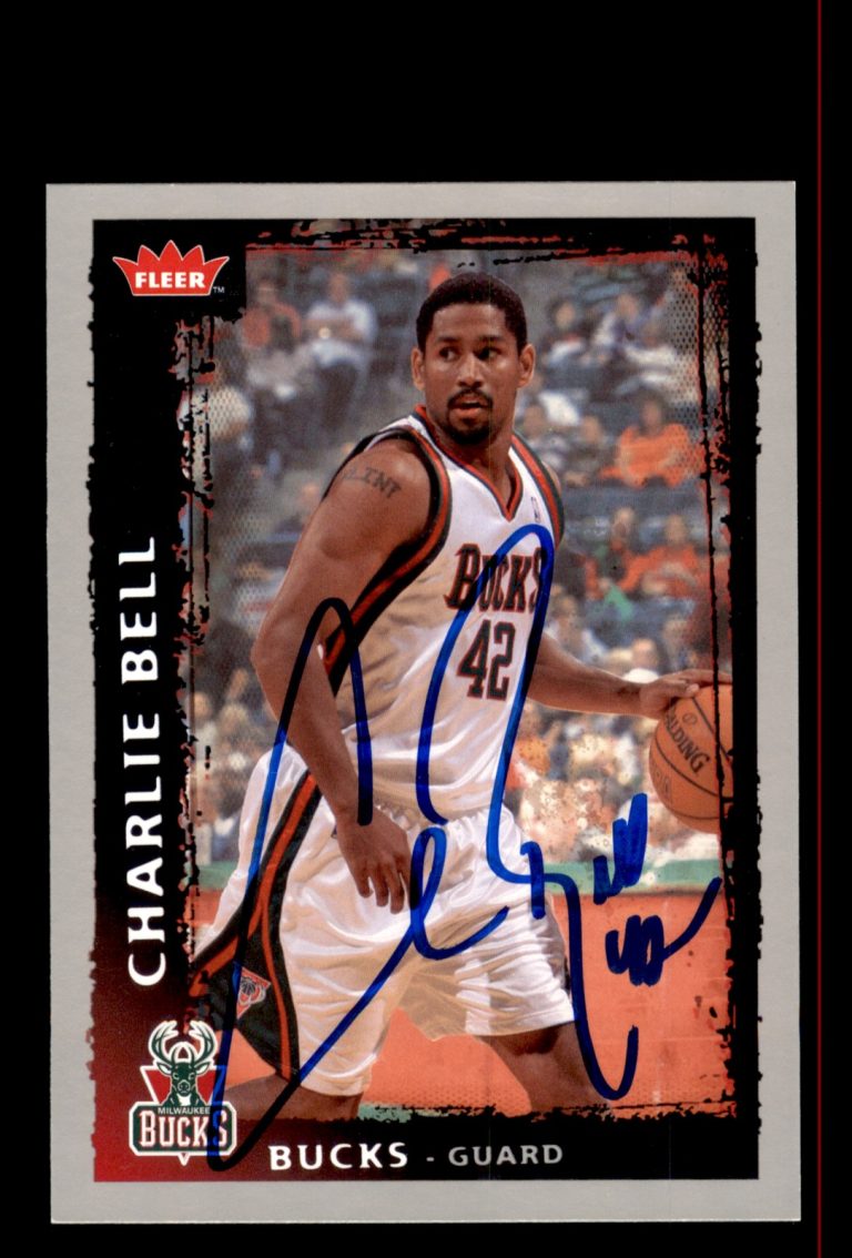 Signed Basketball Card Auto Charlie Bell 2008-09 Fleer #87 Milwaukee Bucks