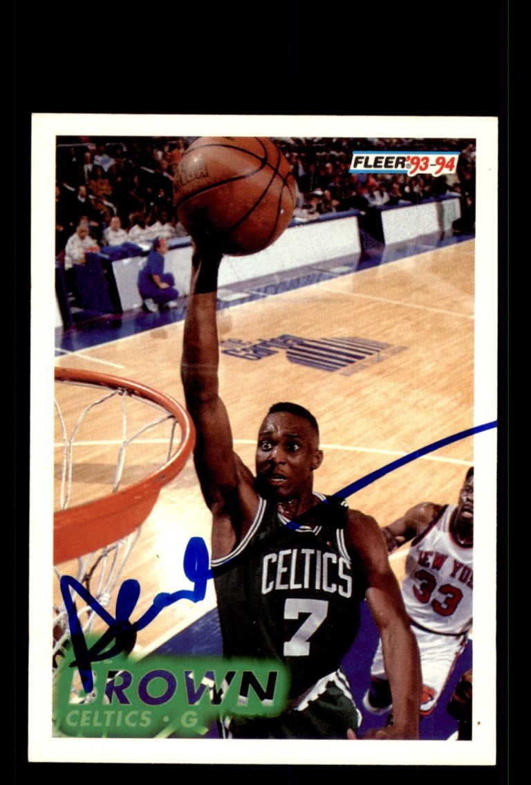 Signed Basketball Card Auto Dee Brown 1993-94 Fleer #10 Boston Celtics