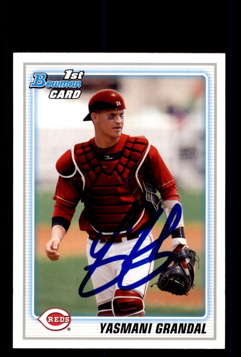 Signed Baseball Card Auto Yasmani Grandal 2010 Bowman #BDPP67 Cincinnati Reds