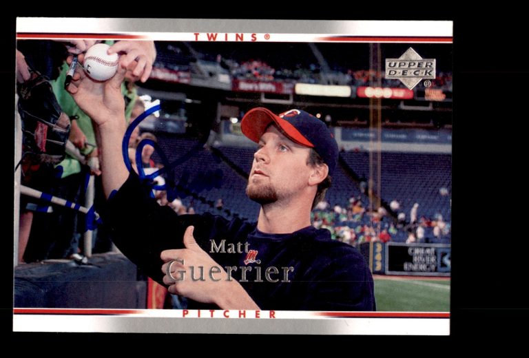 Signed Baseball Card Auto Matt Guerrier 2007 Upper Deck #803 Minnesota Twins