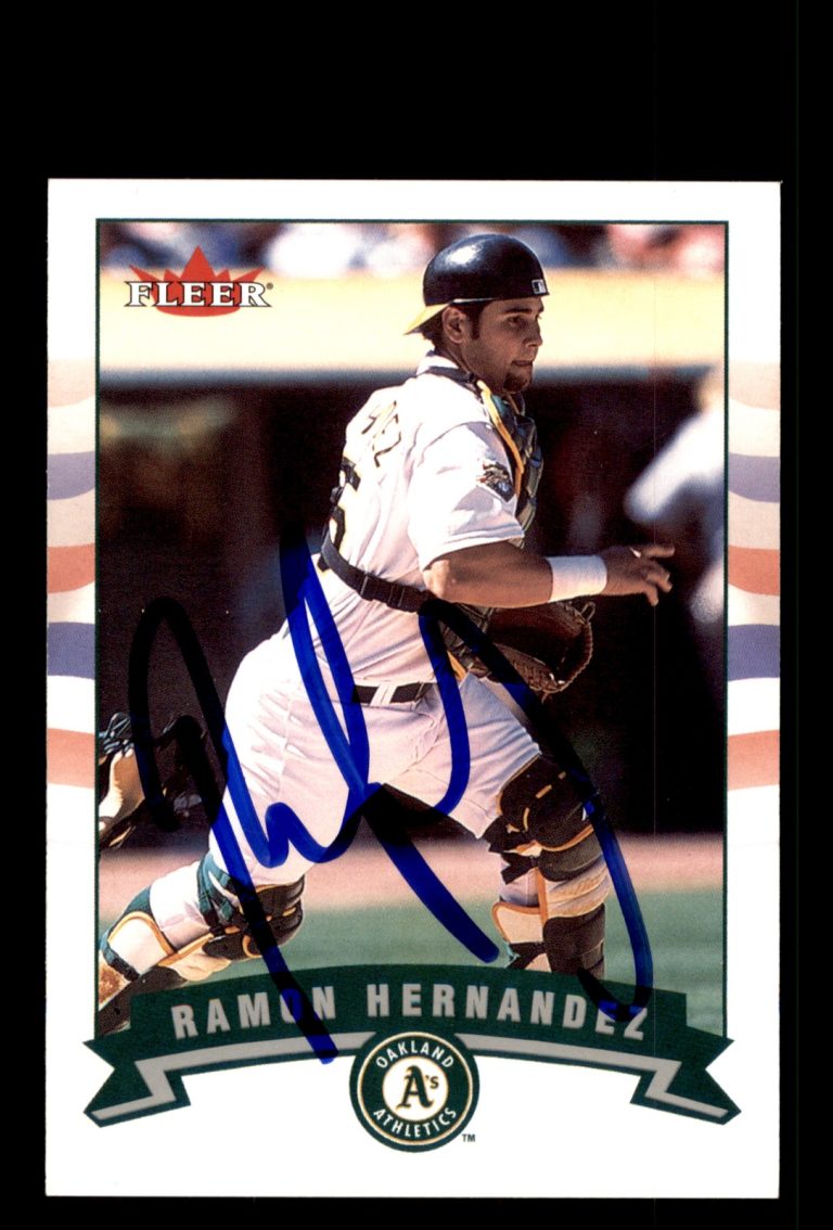Signed Baseball Card Auto Ramon Hernandez 2002 Fleer #396 Oakland Athletics