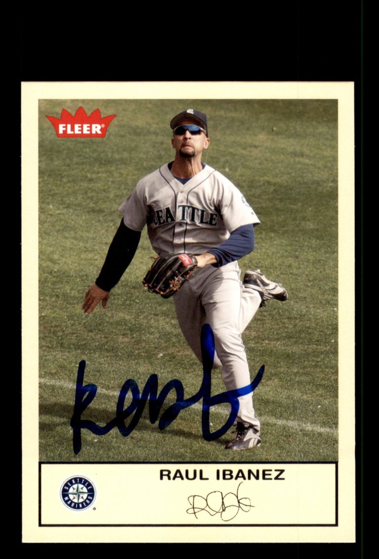 Signed Baseball Card Auto Raul Ibanez 2005 Fleer Tradition #105 Seattle Mariners