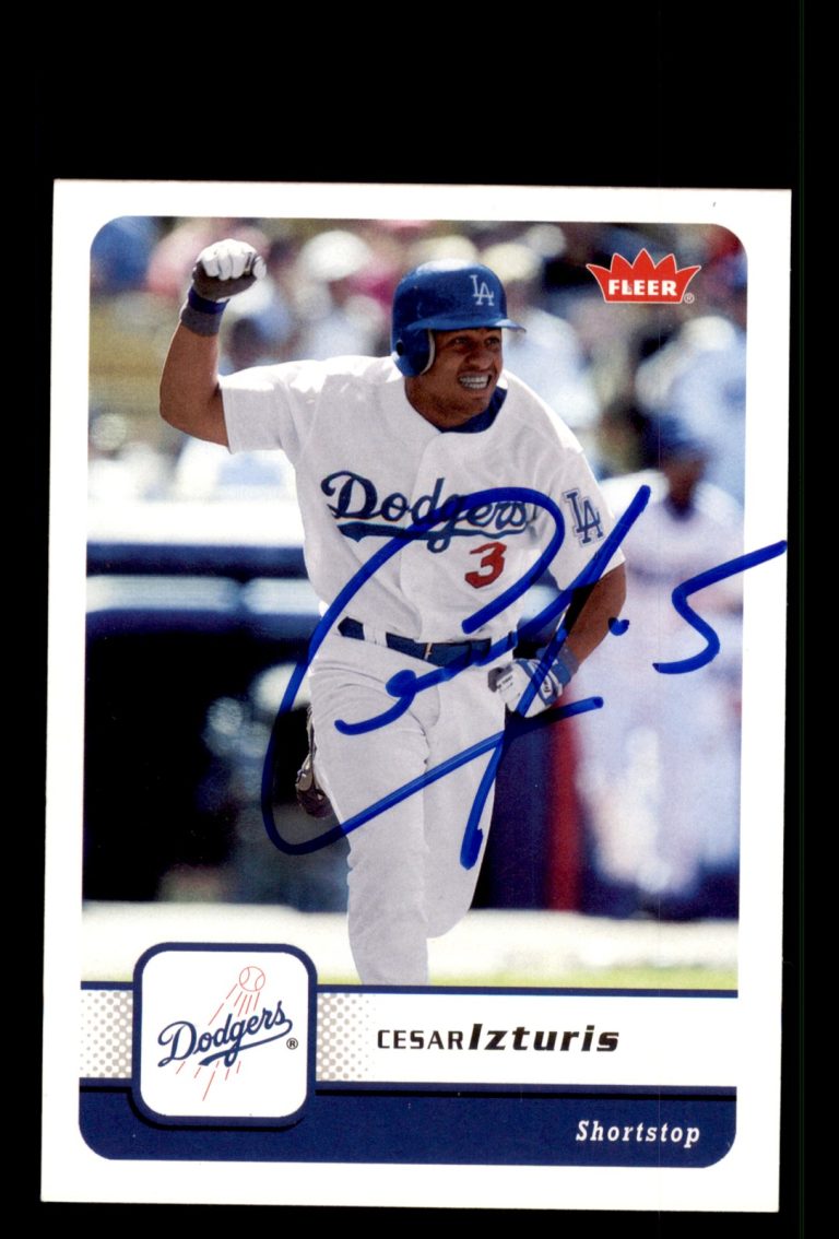 Signed Baseball Card Auto Cesar Izturis 2006 Fleer #138 Los Angeles Dodgers