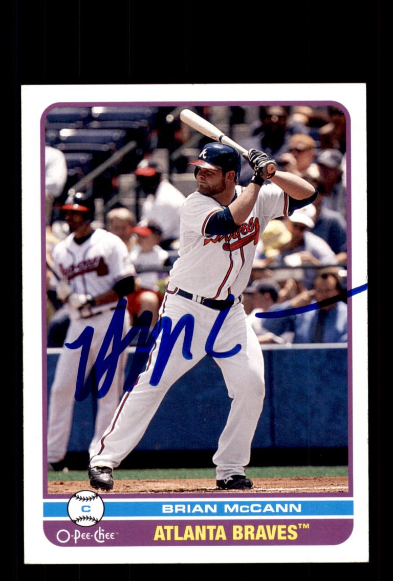 Signed Baseball Card Auto Brian McCann 2009 O-Pee-Chee #23 Atlanta Braves