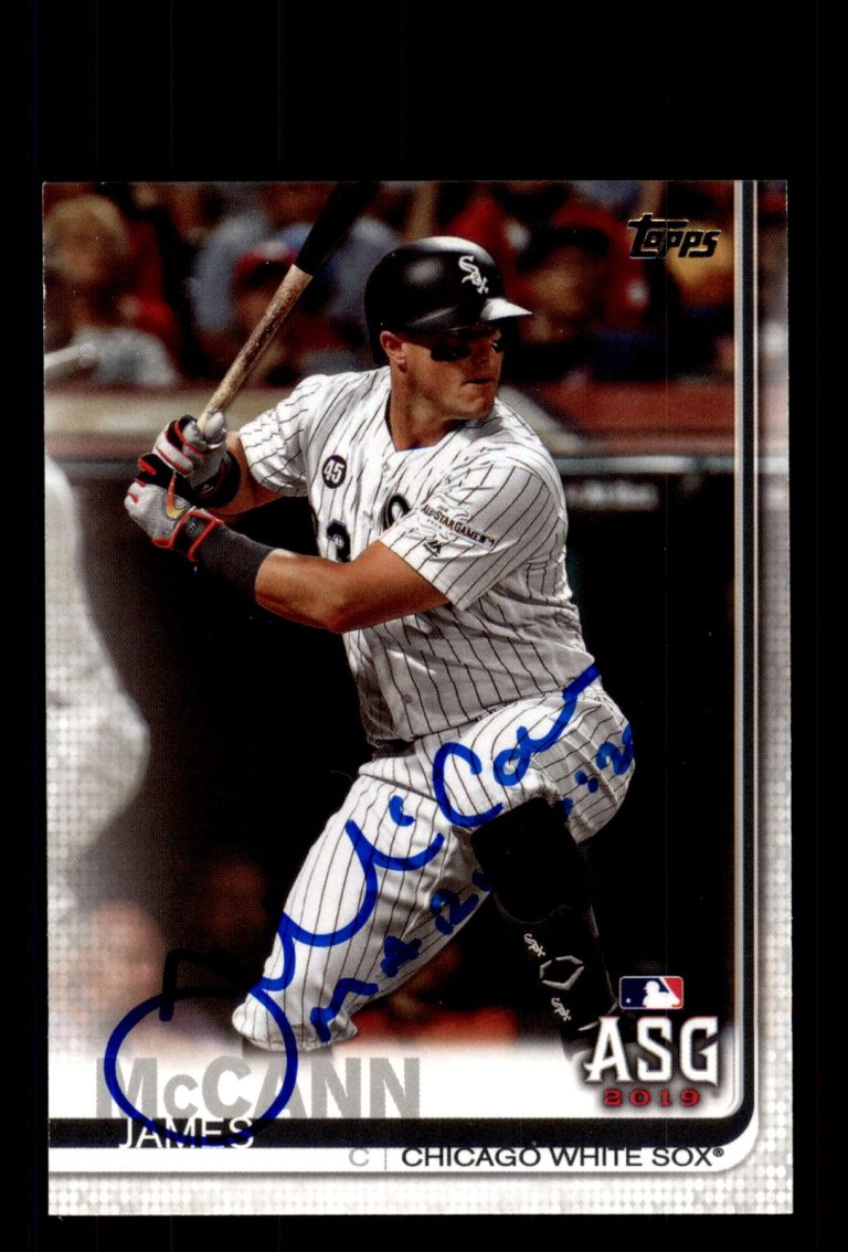 Signed Baseball Card Auto James McCann 2019 Topps #US15 Chicago White Sox