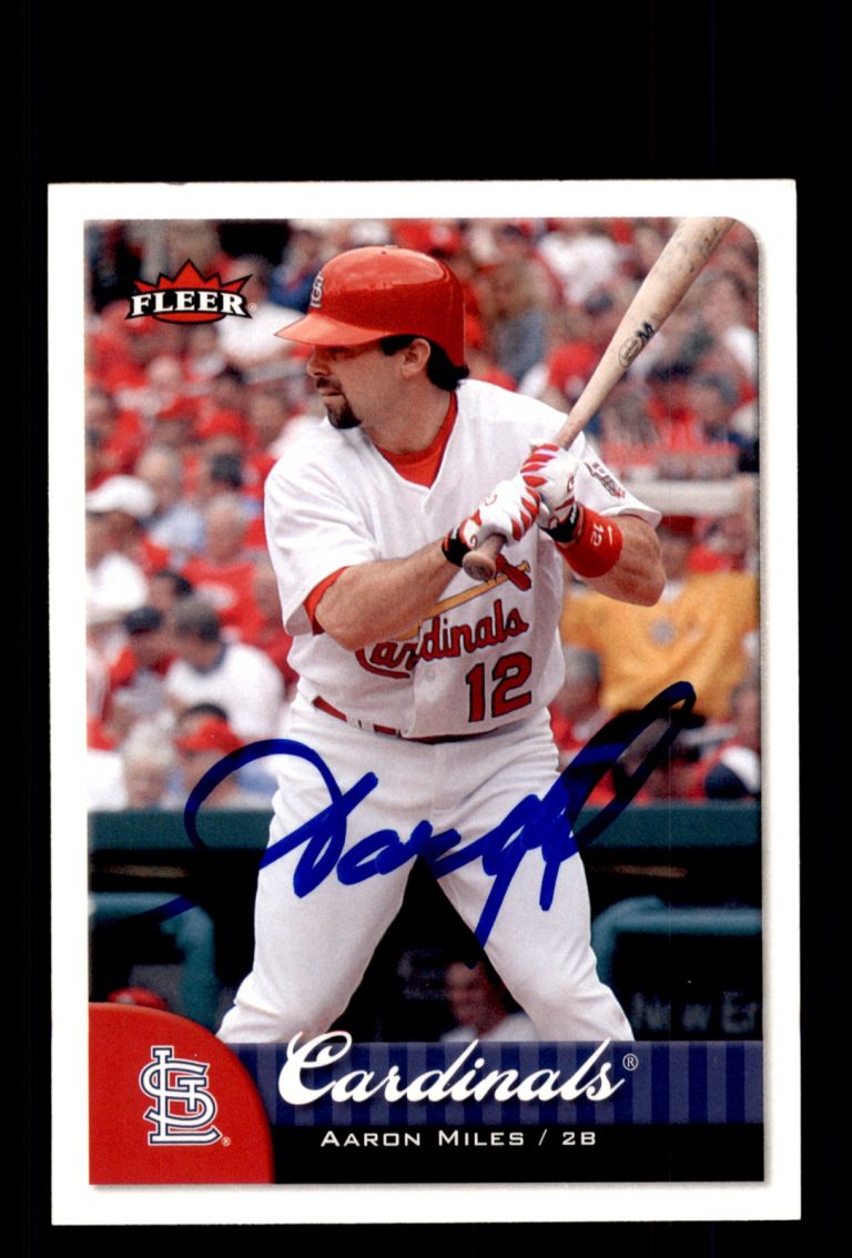 Signed Baseball Card Auto Aaron Miles 2007 Fleer #52 St. Louis Cardinals