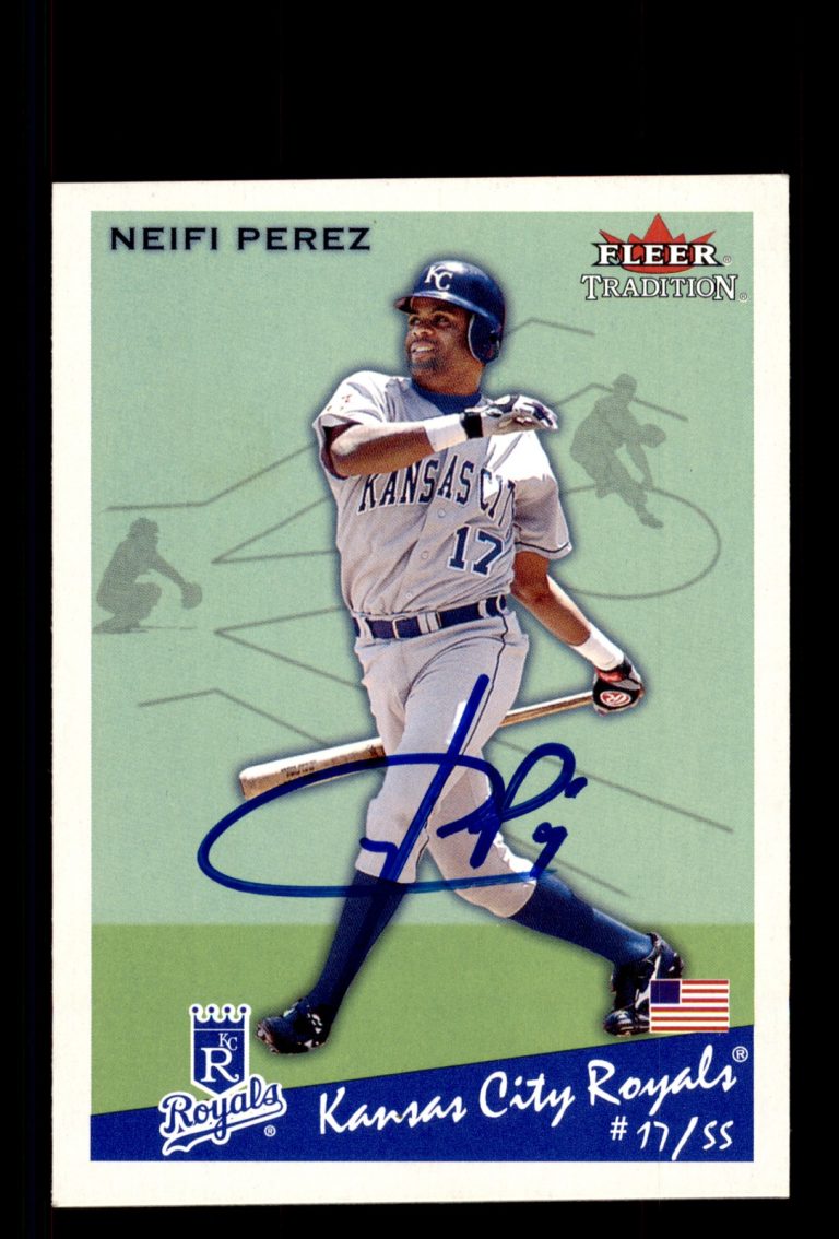 Signed Baseball Card Auto Neifi Perez 2002 Fleer Tradition #233 Royals