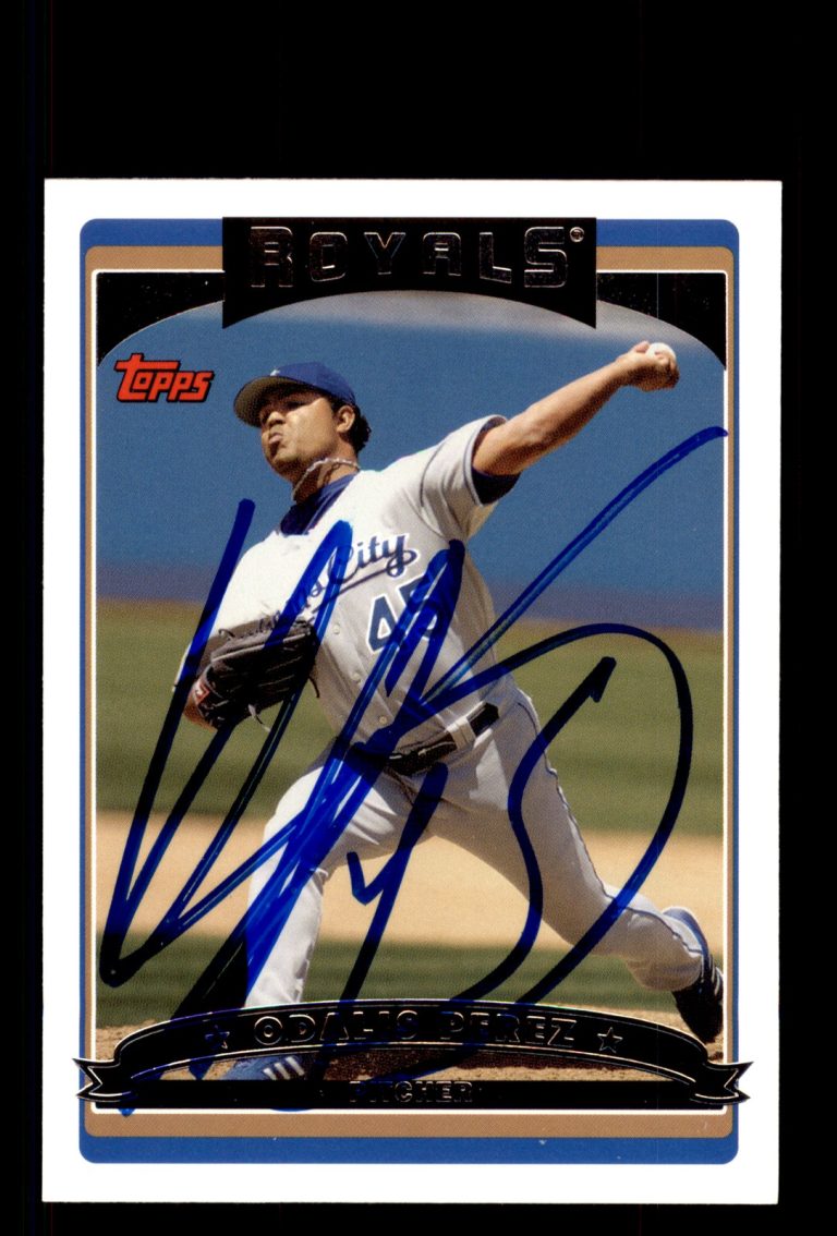 Signed Baseball Card Auto Odalis Perez 2006 Topps #UH48 Kansas City Royals
