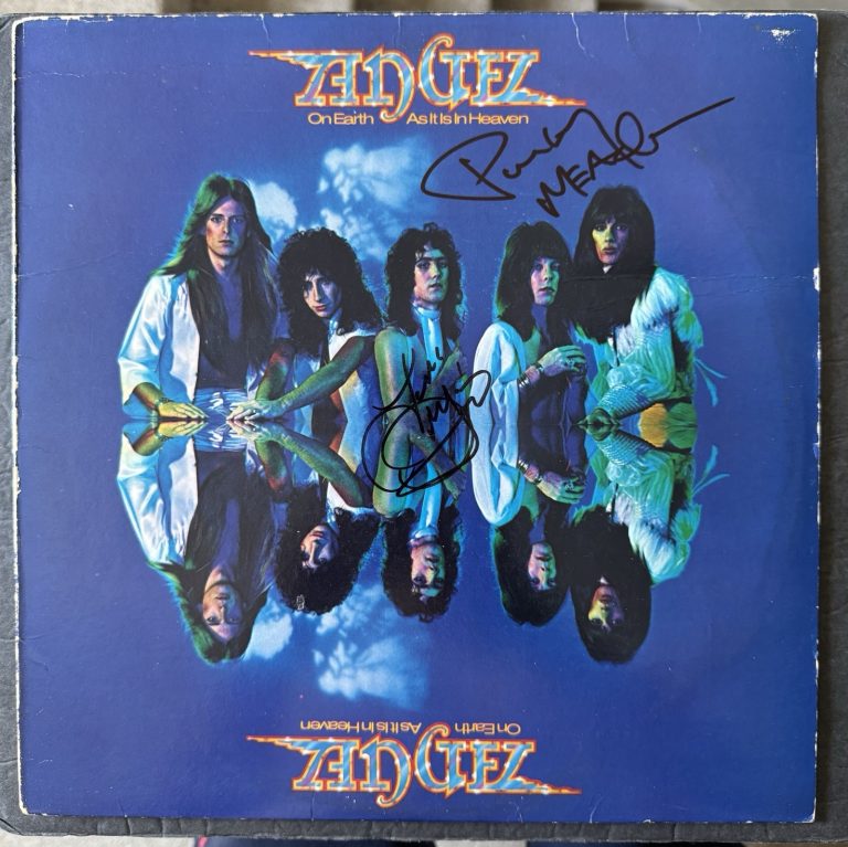 ANGEL SIGNED VINYL ON EARTH AS IT IS IN HEAVEN PUNKY MEADOWS FRANK DIMINO JSA