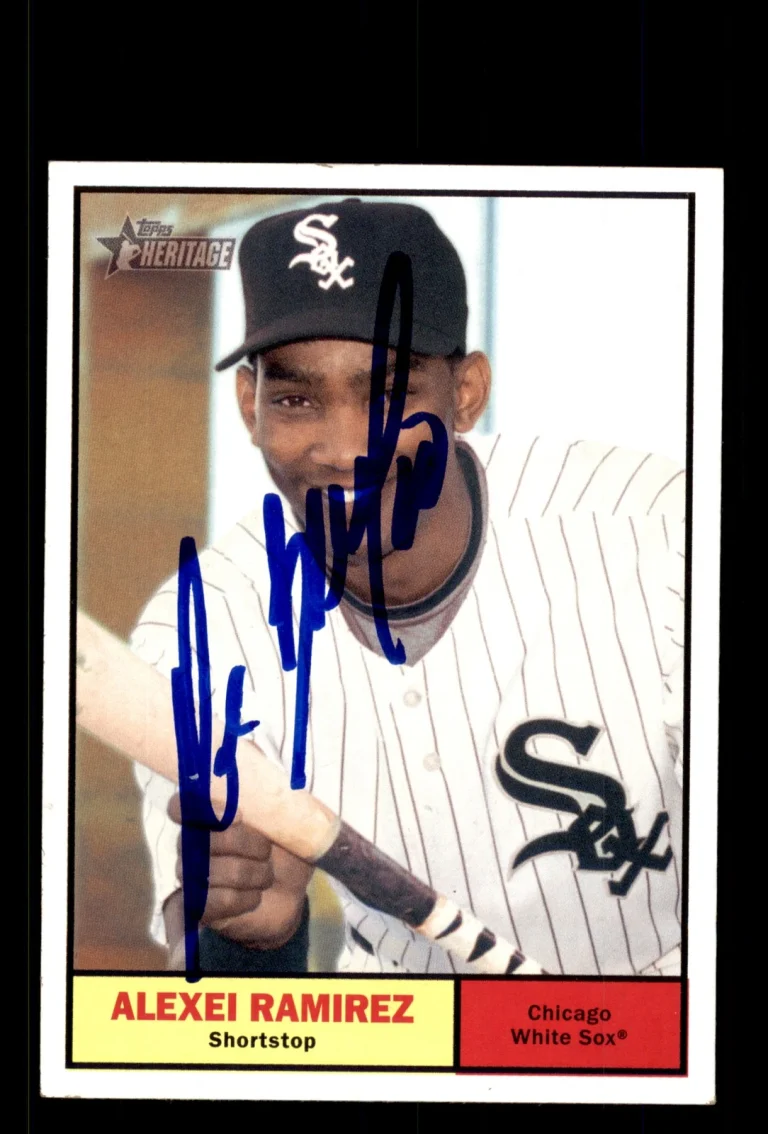 Signed Baseball Card Auto Alexei Ramirez 2010 Topps Heritage #237 White Sox