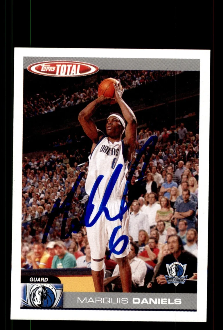 Signed Basketball Card Auto Marquis Daniels 2004-05 Topps Total #82 Mavericks