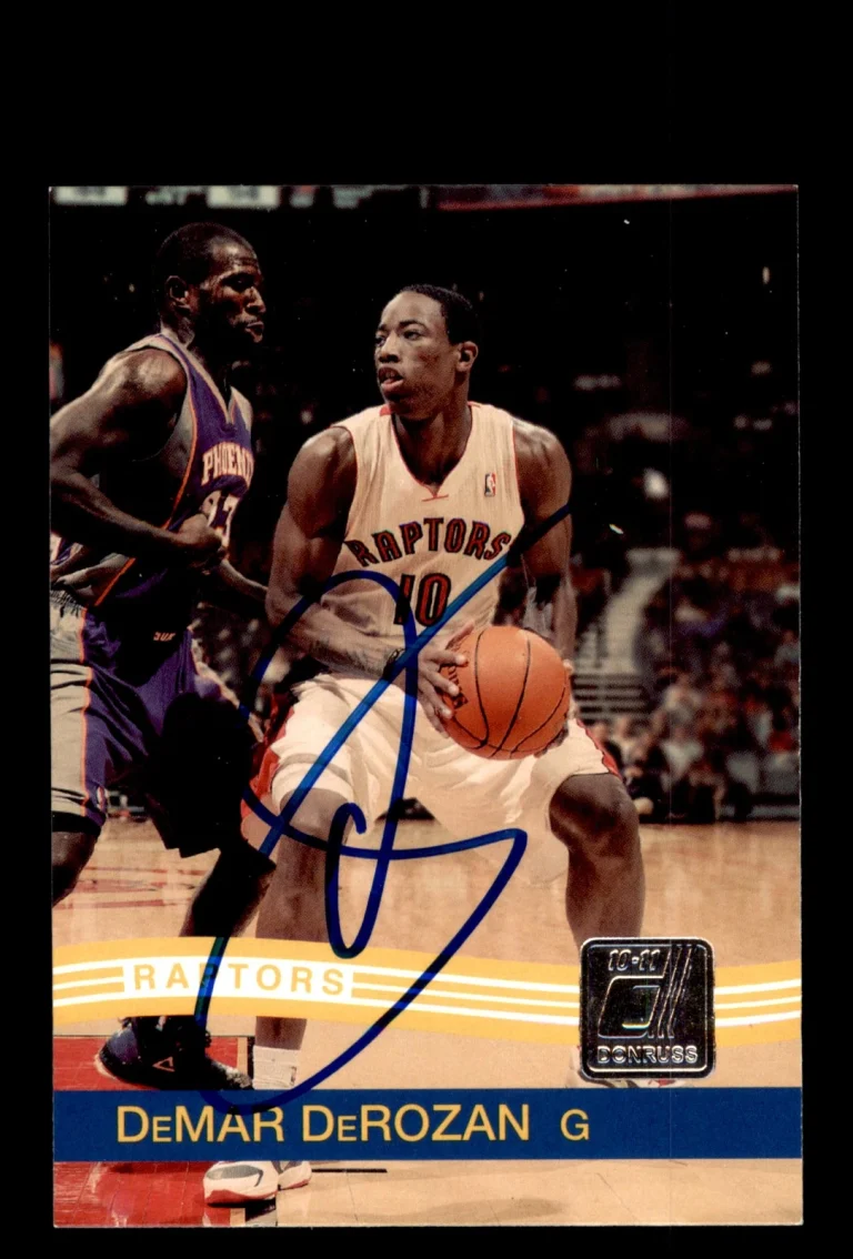 Signed Basketball Card Auto DeMar DeRozan 2010-11 Donruss #34 Toronto Raptors