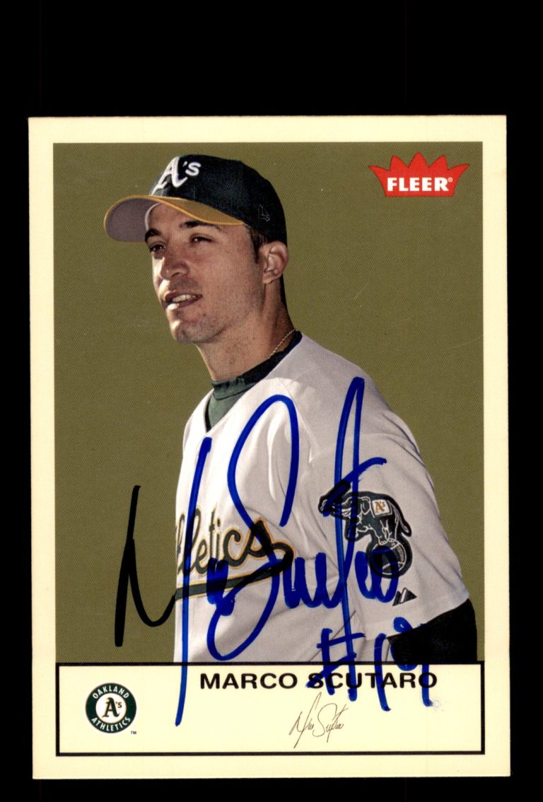 Signed Baseball Card Auto Marco Scutaro 2005 Fleer Tradition #90 Oakland A's