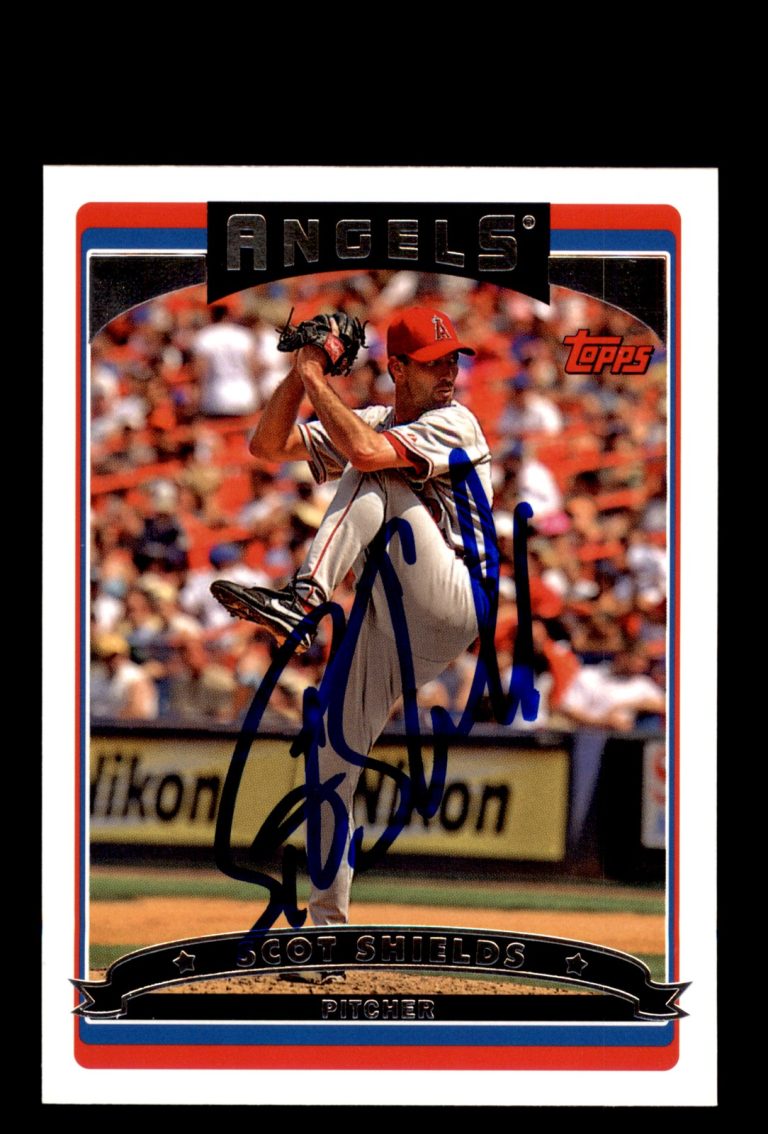 Signed Baseball Card Auto Scot Shields 2006 Topps #532 Los Angeles Angels