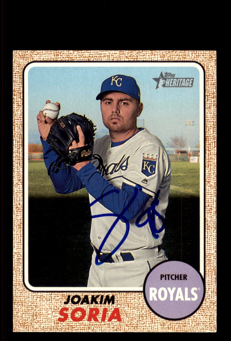 Signed Baseball Card Auto Joakim Soria 2017 Topps Heritage #675 Royals